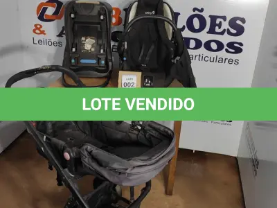 LOTE 002 - 01 CARRINHO DE BEBÊ COMPLETO COM SUPORTE PARA CARRO E BEBÊ CONFORTO. (NO ESTADO) ATENÇÃO! FAZER A VISITAÇÃO ANTES DE ARREMATAR, NÃO SABEMOS SE FUNCIONA, LEILÃO NÃO TEM GARANTIA E NEM DEVOLUÇÃO, SUJEITO A POSSÍVEIS AVARIAS VISÍVEIS/OCULTAS E/OU AUSÊNCIA DE COMPONENTES.