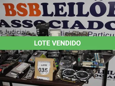 LOTE 035 - 01 LOTE COM GRANDE QUANTIDADE DE PLACAS MÃE E PLACAS DE VÍDEO. (NO ESTADO) ATENÇÃO! FAZER A VISITAÇÃO ANTES DE ARREMATAR, NÃO SABEMOS SE FUNCIONA, LEILÃO NÃO TEM GARANTIA E NEM DEVOLUÇÃO, SUJEITO A POSSÍVEIS AVARIAS VISÍVEIS/OCULTAS E/OU AUSÊNCIA DE COMPONENTES.