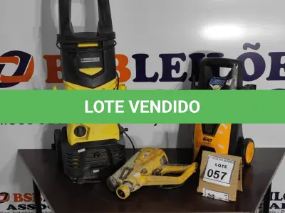 LOTE 057 - 02 LAVADORAS DE ALTA PRESSÃO E 01 PISTOLA DE PINTURA. (NO ESTADO) ATENÇÃO! FAZER A VISITAÇÃO ANTES DE ARREMATAR, NÃO SABEMOS SE FUNCIONA, LEILÃO NÃO TEM GARANTIA E NEM DEVOLUÇÃO, SUJEITO A POSSÍVEIS AVARIAS VISÍVEIS/OCULTAS E/OU AUSÊNCIA DE COMPONENTES.