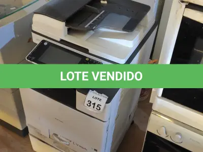 LOTE 315 - 01 COPIADORA MODELO MPC303 MARCA RICOH. (NO ESTADO) ATENÇÃO! FAZER A VISITAÇÃO ANTES DE ARREMATAR, NÃO SABEMOS SE FUNCIONA, LEILÃO NÃO TEM GARANTIA E NEM DEVOLUÇÃO, SUJEITO A POSSÍVEIS AVARIAS VISÍVEIS/OCULTAS E/OU AUSÊNCIA DE COMPONENTES.