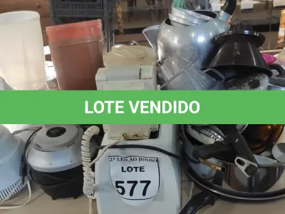 LOTE 577 - 01 LOTE COM GRANDE QUANTIDADE DE UTENSÍLIOS DIVERSOS PARA COZINHA.  (NO ESTADO) ATENÇÃO! FAZER A VISITAÇÃO ANTES DE ARREMATAR, NÃO SABEMOS SE FUNCIONA, LEILÃO NÃO TEM GARANTIA E NEM DEVOLUÇÃO, SUJEITO A POSSÍVEIS AVARIAS VISÍVEIS/OCULTAS E/OU AUSÊNCIA DE COMPONENTES.