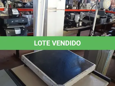 LOTE 198 - 01 BALANÇA DIGITAL MÁXIMO 300KG MARCA WELMY. (NO ESTADO) ATENÇÃO! FAZER A VISITAÇÃO ANTES DE ARREMATAR, NÃO SABEMOS SE FUNCIONA. LEILÃO NÃO TEM GARANTIA E NEM DEVOLUÇÃO, SUJEITO A POSSÍVEIS AVARIAS VISÍVEIS/OCULTAS E/OU AUSÊNCIA DE COMPONENTES.