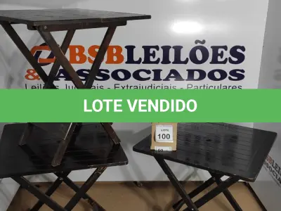LOTE 100 - 03 MESAS DOBRÁVEIS EM MADEIRA (NO ESTADO) ATENÇÃO! FAZER A VISITAÇÃO ANTES DE ARREMATAR, NÃO SABEMOS SE FUNCIONA, LEILÃO NÃO TEM GARANTIA E NEM DEVOLUÇÃO, SUJEITO A POSSÍVEIS AVARIAS VISÍVEIS/OCULTAS E/OU AUSÊNCIA DE COMPONENTES.