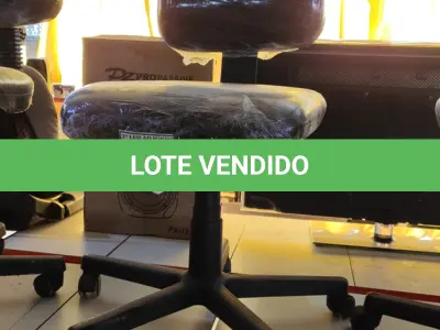 LOTE 375 - 01 CADEIRA PARA ESCRITÓRIO. (NO ESTADO) ATENÇÃO! FAZER A VISITAÇÃO ANTES DE ARREMATAR, NÃO SABEMOS SE FUNCIONA, LEILÃO NÃO TEM GARANTIA E NEM DEVOLUÇÃO, SUJEITO A POSSÍVEIS AVARIAS VISÍVEIS/OCULTAS E/OU AUSÊNCIA DE COMPONENTES.