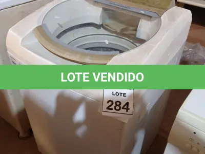 LOTE 353 - 01 MÁQUINA DE LAVAR ROUPAS BRASTEMP 9KG 220V. (NO ESTADO) ATENÇÃO! FAZER A VISITAÇÃO ANTES DE ARREMATAR, NÃO SABEMOS SE FUNCIONA. LEILÃO NÃO TEM GARANTIA E NEM DEVOLUÇÃO, SUJEITO A POSSÍVEIS AVARIAS VISÍVEIS/OCULTAS E/OU AUSÊNCIA DE COMPONENTES.