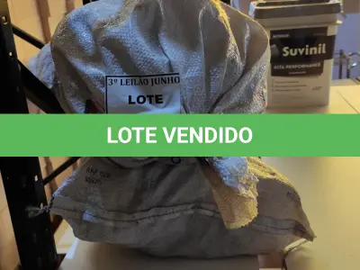 LOTE 402 - 63 CAPAS 75MM E 15 LUVAS DE CORRER 100MM. (NO ESTADO) ATENÇÃO! FAZER A VISITAÇÃO ANTES DE ARREMATAR, NÃO SABEMOS SE FUNCIONA. LEILÃO NÃO TEM GARANTIA E NEM DEVOLUÇÃO, SUJEITO A POSSÍVEIS AVARIAS VISÍVEIS/OCULTAS E/OU AUSÊNCIA DE COMPONENTES.