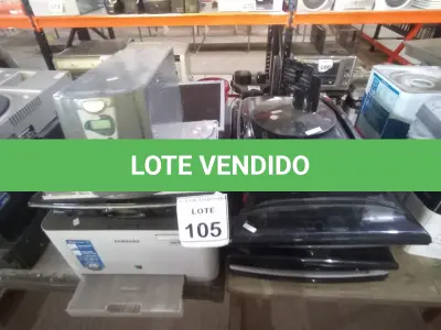 LOTE 105 - 01 LOTE COM APROXIMADAMENTE 15 MONITORES LCD, 01 NOBREAK E 01 IMPRESSORA SAMSUNG. (NO ESTADO) ATENÇÃO! FAZER A VISITAÇÃO ANTES DE ARREMATAR, NÃO SABEMOS SE FUNCIONA, LEILÃO NÃO TEM GARANTIA E NEM DEVOLUÇÃO, SUJEITO A POSSÍVEIS AVARIAS VISÍVEIS/OCULTAS E/OU AUSÊNCIA DE COMPONENTES.
