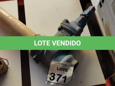 LOTE 371 - 01 VÁLVULA GLOBO. (NO ESTADO) ATENÇÃO! FAZER A VISITAÇÃO ANTES DE ARREMATAR, NÃO SABEMOS SE FUNCIONA, LEILÃO NÃO TEM GARANTIA E NEM DEVOLUÇÃO, SUJEITO A POSSÍVEIS AVARIAS VISÍVEIS/OCULTAS E/OU AUSÊNCIA DE COMPONENTES.