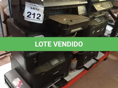 LOTE 212 - 06 IMPRESSORAS DE MARCAS E MODELOS DIVERSOS. (NO ESTADO) ATENÇÃO! FAZER A VISITAÇÃO ANTES DE ARREMATAR, NÃO SABEMOS SE FUNCIONA, LEILÃO NÃO TEM GARANTIA E NEM DEVOLUÇÃO, SUJEITO A POSSÍVEIS AVARIAS VISÍVEIS/OCULTAS E/OU AUSÊNCIA DE COMPONENTES.