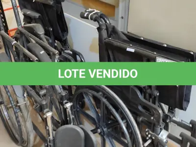 LOTE 411 - 03 CADEIRAS DE RODAS. (NO ESTADO) ATENÇÃO! FAZER A VISITAÇÃO ANTES DE ARREMATAR, NÃO SABEMOS SE FUNCIONA, LEILÃO NÃO TEM GARANTIA E NEM DEVOLUÇÃO, SUJEITO A POSSÍVEIS AVARIAS VISÍVEIS/OCULTAS E/OU AUSÊNCIA DE COMPONENTES.