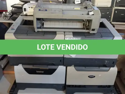LOTE 225 - 08 IMPRESSORAS DE MARCAS E MODELOS DIVERSOS. (NO ESTADO) ATENÇÃO! FAZER A VISITAÇÃO ANTES DE ARREMATAR, NÃO SABEMOS SE FUNCIONA, LEILÃO NÃO TEM GARANTIA E NEM DEVOLUÇÃO, SUJEITO A POSSÍVEIS AVARIAS VISÍVEIS/OCULTAS E/OU AUSÊNCIA DE COMPONENTES.