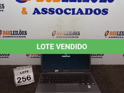 LOTE 256 - 01 NOTEBOOK MARCA POSITIVO. (NO ESTADO) ATENÇÃO! FAZER A VISITAÇÃO ANTES DE ARREMATAR, NÃO SABEMOS SE FUNCIONA, LEILÃO NÃO TEM GARANTIA E NEM DEVOLUÇÃO, SUJEITO A POSSÍVEIS AVARIAS VISÍVEIS/OCULTAS E/OU AUSÊNCIA DE COMPONENTES.