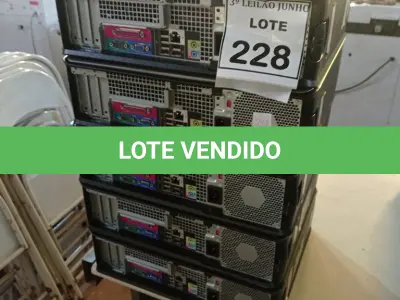 LOTE 228 - 05 CPUS MARCA DELL. (NO ESTADO) ATENÇÃO! FAZER A VISITAÇÃO ANTES DE ARREMATAR, NÃO SABEMOS SE FUNCIONA, LEILÃO NÃO TEM GARANTIA E NEM DEVOLUÇÃO, SUJEITO A POSSÍVEIS AVARIAS VISÍVEIS/OCULTAS E/OU AUSÊNCIA DE COMPONENTES.