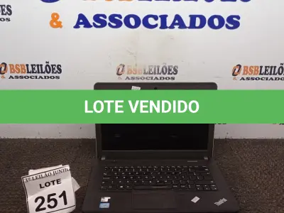 LOTE 251 - 01 NOTEBOOK MARCA LENOVO. (NO ESTADO) ATENÇÃO! FAZER A VISITAÇÃO ANTES DE ARREMATAR, NÃO SABEMOS SE FUNCIONA, LEILÃO NÃO TEM GARANTIA E NEM DEVOLUÇÃO, SUJEITO A POSSÍVEIS AVARIAS VISÍVEIS/OCULTAS E/OU AUSÊNCIA DE COMPONENTES.