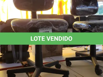 LOTE 376 - 01 CADEIRA PARA ESCRITÓRIO. (NO ESTADO) ATENÇÃO! FAZER A VISITAÇÃO ANTES DE ARREMATAR, NÃO SABEMOS SE FUNCIONA, LEILÃO NÃO TEM GARANTIA E NEM DEVOLUÇÃO, SUJEITO A POSSÍVEIS AVARIAS VISÍVEIS/OCULTAS E/OU AUSÊNCIA DE COMPONENTES.
