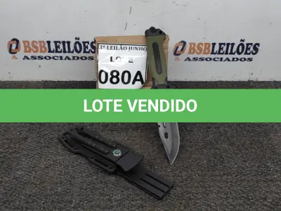 LOTE 080 - FACA TÁTICA IMPORTADA AÇO INOXIDÁVEL CABO  EM POLÍMERO    BAINHA EM POLÍMERO COM AMOLADOR E PEDERNEIRA  TAMANHO TOTAL 26CM PESO 188G JÁ AFIADA. (NO ESTADO) ATENÇÃO! FAZER A VISITAÇÃO ANTES DE ARREMATAR, NÃO SABEMOS SE FUNCIONA, LEILÃO NÃO TEM GARANTIA E NEM DEVOLUÇÃO, SUJEITO A POSSÍVEIS AVARIAS VISÍVEIS/OCULTAS E/OU AUSÊNCIA DE COMPONENTES.  