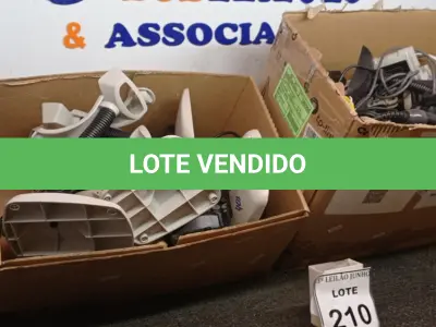 LOTE 210 - 01 LOTE COM GRANDE QUANTIDADE DE LEITORES DE CÓDIGO DE BARRAS E CÂMERAS DE SEGURANÇA. (NO ESTADO) ATENÇÃO! FAZER A VISITAÇÃO ANTES DE ARREMATAR, NÃO SABEMOS SE FUNCIONA, LEILÃO NÃO TEM GARANTIA E NEM DEVOLUÇÃO, SUJEITO A POSSÍVEIS AVARIAS VISÍVEIS/OCULTAS E/OU AUSÊNCIA DE COMPONENTES.
