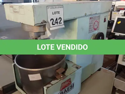 LOTE 242 - 01 BATEDEIRA INDUSTRIAL BRAESI INCOMPLETA. (NO ESTADO) ATENÇÃO! FAZER A VISITAÇÃO ANTES DE ARREMATAR, NÃO SABEMOS SE FUNCIONA, LEILÃO NÃO TEM GARANTIA E NEM DEVOLUÇÃO, SUJEITO A POSSÍVEIS AVARIAS VISÍVEIS/OCULTAS E/OU AUSÊNCIA DE COMPONENTES.