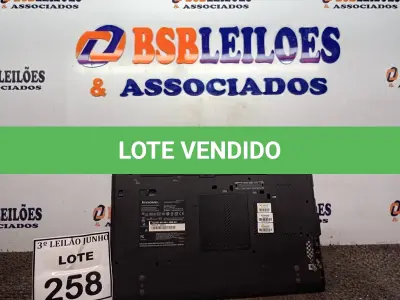 LOTE 258 - 01 NOTEBOOK MARCA LENOVO. (NO ESTADO) ATENÇÃO! FAZER A VISITAÇÃO ANTES DE ARREMATAR, NÃO SABEMOS SE FUNCIONA, LEILÃO NÃO TEM GARANTIA E NEM DEVOLUÇÃO, SUJEITO A POSSÍVEIS AVARIAS VISÍVEIS/OCULTAS E/OU AUSÊNCIA DE COMPONENTES.