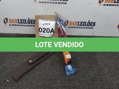 LOTE 020 - FACA ARTESANAL AÇO INOX  EM FORMATO DE FOLHA 10 POLEGADAS CABO HIBRIDO MADEIRA E RESINA  BAINHA DE COURO LEGITIMO  TAMANHO TOTAL 39CM PESO 285G JÁ AFIADA. (NO ESTADO) ATENÇÃO! FAZER A VISITAÇÃO ANTES DE ARREMATAR, NÃO SABEMOS SE FUNCIONA, LEILÃO NÃO TEM GARANTIA E NEM DEVOLUÇÃO, SUJEITO A POSSÍVEIS AVARIAS VISÍVEIS/OCULTAS E/OU AUSÊNCIA DE COMPONENTES.
