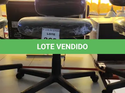LOTE 369 - 01 CADEIRA PARA ESCRITÓRIO. (NO ESTADO) ATENÇÃO! FAZER A VISITAÇÃO ANTES DE ARREMATAR, NÃO SABEMOS SE FUNCIONA, LEILÃO NÃO TEM GARANTIA E NEM DEVOLUÇÃO, SUJEITO A POSSÍVEIS AVARIAS VISÍVEIS/OCULTAS E/OU AUSÊNCIA DE COMPONENTES.