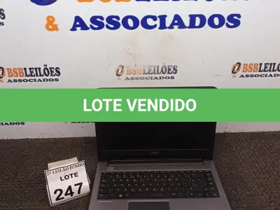 LOTE 247 - 01 NOTEBOOK MARCA DELL. (NO ESTADO) ATENÇÃO! FAZER A VISITAÇÃO ANTES DE ARREMATAR, NÃO SABEMOS SE FUNCIONA, LEILÃO NÃO TEM GARANTIA E NEM DEVOLUÇÃO, SUJEITO A POSSÍVEIS AVARIAS VISÍVEIS/OCULTAS E/OU AUSÊNCIA DE COMPONENTES.