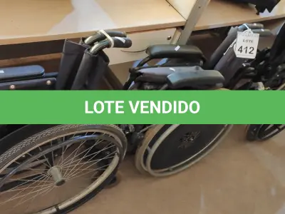 LOTE 412 - 03 CADEIRAS DE RODAS. (NO ESTADO) ATENÇÃO! FAZER A VISITAÇÃO ANTES DE ARREMATAR, NÃO SABEMOS SE FUNCIONA, LEILÃO NÃO TEM GARANTIA E NEM DEVOLUÇÃO, SUJEITO A POSSÍVEIS AVARIAS VISÍVEIS/OCULTAS E/OU AUSÊNCIA DE COMPONENTES.