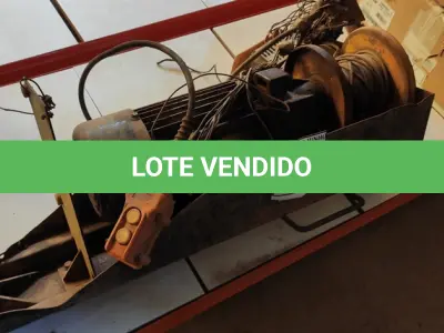 LOTE 345 - 01 GUINCHO ELÉTRICO CAPACIDADE 400KG. (NO ESTADO) ATENÇÃO! FAZER A VISITAÇÃO ANTES DE ARREMATAR, NÃO SABEMOS SE FUNCIONA, LEILÃO NÃO TEM GARANTIA E NEM DEVOLUÇÃO, SUJEITO A POSSÍVEIS AVARIAS VISÍVEIS/OCULTAS E/OU AUSÊNCIA DE COMPONENTES.