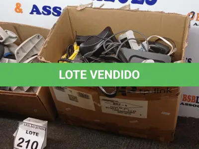 LOTE 210 - 01 LOTE COM GRANDE QUANTIDADE DE LEITORES DE CÓDIGO DE BARRAS E CÂMERAS DE SEGURANÇA. (NO ESTADO) ATENÇÃO! FAZER A VISITAÇÃO ANTES DE ARREMATAR, NÃO SABEMOS SE FUNCIONA, LEILÃO NÃO TEM GARANTIA E NEM DEVOLUÇÃO, SUJEITO A POSSÍVEIS AVARIAS VISÍVEIS/OCULTAS E/OU AUSÊNCIA DE COMPONENTES.