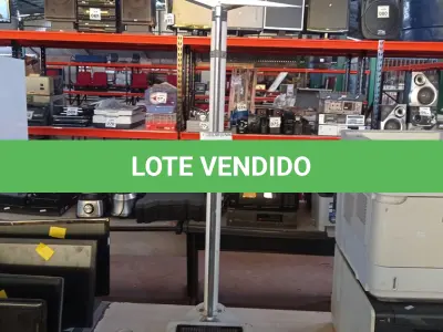 LOTE 204 - 01 BALANÇA FILIZOLA. (NO ESTADO) ATENÇÃO! FAZER A VISITAÇÃO ANTES DE ARREMATAR, NÃO SABEMOS SE FUNCIONA. LEILÃO NÃO TEM GARANTIA E NEM DEVOLUÇÃO, SUJEITO A POSSÍVEIS AVARIAS VISÍVEIS/OCULTAS E/OU AUSÊNCIA DE COMPONENTES.