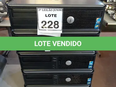 LOTE 228 - 05 CPUS MARCA DELL. (NO ESTADO) ATENÇÃO! FAZER A VISITAÇÃO ANTES DE ARREMATAR, NÃO SABEMOS SE FUNCIONA, LEILÃO NÃO TEM GARANTIA E NEM DEVOLUÇÃO, SUJEITO A POSSÍVEIS AVARIAS VISÍVEIS/OCULTAS E/OU AUSÊNCIA DE COMPONENTES.