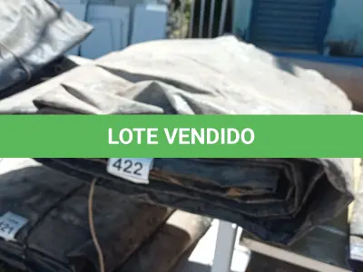 LOTE 422 - 01 LONA DE CAMINHÃO. (NO ESTADO) ATENÇÃO! FAZER A VISITAÇÃO ANTES DE ARREMATAR, NÃO SABEMOS SE FUNCIONA, LEILÃO NÃO TEM GARANTIA E NEM DEVOLUÇÃO, SUJEITO A POSSÍVEIS AVARIAS VISÍVEIS/OCULTAS E/OU AUSÊNCIA DE COMPONENTES.