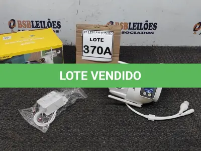 LOTE 370 - CÂMERA DUPLA IP WIFI INTELIGENTE EXTERNA APPS YOOSEE  ALTO FALANTE MICROFONE GIRA 360GRAUS COM LEDES BRANCO FOTOSSENSÍVEL 1080P. (NO ESTADO) ATENÇÃO! FAZER A VISITAÇÃO ANTES DE ARREMATAR, NÃO SABEMOS SE FUNCIONA, LEILÃO NÃO TEM GARANTIA E NEM DEVOLUÇÃO, SUJEITO A POSSÍVEIS AVARIAS VISÍVEIS/OCULTAS E/OU AUSÊNCIA DE COMPONENTES.  
