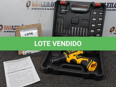 LOTE 260 - PARAFUSADEIRA   BTEK 12V COM MALETA E ACESSÓRIOS. (NO ESTADO) ATENÇÃO! FAZER A VISITAÇÃO ANTES DE ARREMATAR, NÃO SABEMOS SE FUNCIONA, LEILÃO NÃO TEM GARANTIA E NEM DEVOLUÇÃO, SUJEITO A POSSÍVEIS AVARIAS VISÍVEIS/OCULTAS E/OU AUSÊNCIA DE COMPONENTES.