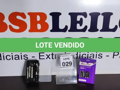 LOTE 029 - 01 CONJUNTO DE CHAVES DE FENDA MULTIFUNCIONAL.  (NO ESTADO) ATENÇÃO! FAZER A VISITAÇÃO ANTES DE ARREMATAR, NÃO SABEMOS SE FUNCIONA. LEILÃO NÃO TEM GARANTIA E NEM DEVOLUÇÃO, SUJEITO A POSSÍVEIS AVARIAS VISÍVEIS/OCULTAS E/OU AUSÊNCIA DE COMPONENTES.