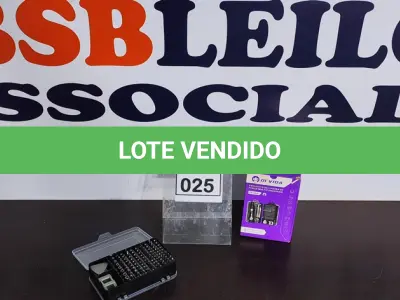 LOTE 025 - 01 CONJUNTO DE CHAVES DE FENDA MULTIFUNCIONAL.  (NO ESTADO) ATENÇÃO! FAZER A VISITAÇÃO ANTES DE ARREMATAR, NÃO SABEMOS SE FUNCIONA. LEILÃO NÃO TEM GARANTIA E NEM DEVOLUÇÃO, SUJEITO A POSSÍVEIS AVARIAS VISÍVEIS/OCULTAS E/OU AUSÊNCIA DE COMPONENTES.