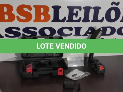 LOTE 026 - 01 MINI PODADOR ELÉTRICO COM CARREGADOR. (NO ESTADO) ATENÇÃO! FAZER A VISITAÇÃO ANTES DE ARREMATAR, NÃO SABEMOS SE FUNCIONA. LEILÃO NÃO TEM GARANTIA E NEM DEVOLUÇÃO, SUJEITO A POSSÍVEIS AVARIAS VISÍVEIS/OCULTAS E/OU AUSÊNCIA DE COMPONENTES.