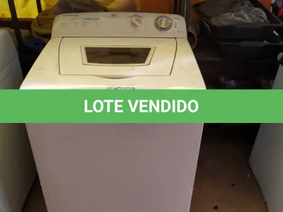 LOTE 366 - 01 MÁQUINA DE LAVAR 8KG MARCA ELECTROLUX 220V COM AVARIAS. (NO ESTADO) ATENÇÃO! FAZER A VISITAÇÃO ANTES DE ARREMATAR, NÃO SABEMOS SE FUNCIONA. LEILÃO NÃO TEM GARANTIA E NEM DEVOLUÇÃO, SUJEITO A POSSÍVEIS AVARIAS VISÍVEIS/OCULTAS E/OU AUSÊNCIA DE COMPONENTES.