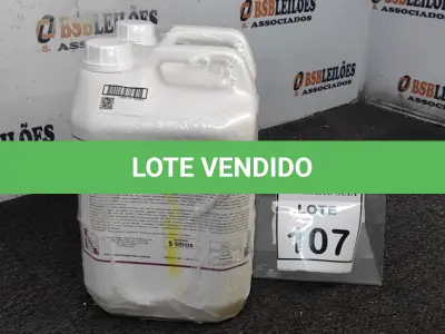 LOTE 107 - 02 REMOVEDORES DE CERA E ACABAMENTOS COM 5L CADA. (NO ESTADO) ATENÇÃO! FAZER A VISITAÇÃO ANTES DE ARREMATAR, NÃO SABEMOS SE FUNCIONA. LEILÃO NÃO TEM GARANTIA E NEM DEVOLUÇÃO, SUJEITO A POSSÍVEIS AVARIAS VISÍVEIS/OCULTAS E/OU AUSÊNCIA DE COMPONENTES.