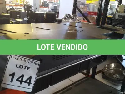 LOTE 144 - 01 TV LCD 46’’ MARCA SAMSUNG E 01 TV LCD 55’’ MARCA PHILCO. (NO ESTADO) ATENÇÃO! FAZER A VISITAÇÃO ANTES DE ARREMATAR, NÃO SABEMOS SE FUNCIONA. LEILÃO NÃO TEM GARANTIA E NEM DEVOLUÇÃO, SUJEITO A POSSÍVEIS AVARIAS VISÍVEIS/OCULTAS E/OU AUSÊNCIA DE COMPONENTES.
