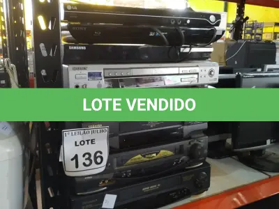 LOTE 136 - 03 APARELHOS DE VÍDEO CASSETE E 05 APARELHOS DE DVD DE MARCAS E MODELOS DIVERSOS. (NO ESTADO) ATENÇÃO! FAZER A VISITAÇÃO ANTES DE ARREMATAR, NÃO SABEMOS SE FUNCIONA. LEILÃO NÃO TEM GARANTIA E NEM DEVOLUÇÃO, SUJEITO A POSSÍVEIS AVARIAS VISÍVEIS/OCULTAS E/OU AUSÊNCIA DE COMPONENTES.