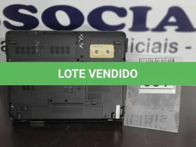 LOTE 061 - 01 NOTEBOOK MARCA VECTOR.  (NO ESTADO) ATENÇÃO! FAZER A VISITAÇÃO ANTES DE ARREMATAR, NÃO SABEMOS SE FUNCIONA. LEILÃO NÃO TEM GARANTIA E NEM DEVOLUÇÃO, SUJEITO A POSSÍVEIS AVARIAS VISÍVEIS/OCULTAS E/OU AUSÊNCIA DE COMPONENTES.