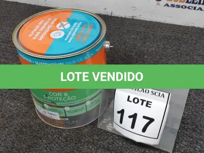 LOTE 117 - 01 LATA DE TINTA ESMALTE PARA MADEIRAS E METAIS NA COR BRILHANTE AMARELO OURO DE 3,6L MARCA SUVINIL. (NOVO) (NO ESTADO) ATENÇÃO! FAZER A VISITAÇÃO ANTES DE ARREMATAR, NÃO SABEMOS SE FUNCIONA. LEILÃO NÃO TEM GARANTIA E NEM DEVOLUÇÃO, SUJEITO A POSSÍVEIS AVARIAS VISÍVEIS/OCULTAS E/OU AUSÊNCIA DE COMPONENTES.