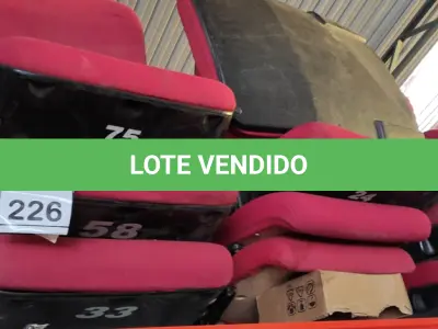LOTE 226 - 10 POLTRONAS DE AUDITÓRIO NA COR VERMELHA. (NO ESTADO) ATENÇÃO! FAZER A VISITAÇÃO ANTES DE ARREMATAR, NÃO SABEMOS SE FUNCIONA. LEILÃO NÃO TEM GARANTIA E NEM DEVOLUÇÃO, SUJEITO A POSSÍVEIS AVARIAS VISÍVEIS/OCULTAS E/OU AUSÊNCIA DE COMPONENTES.