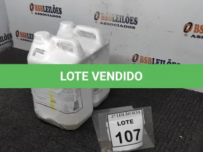 LOTE 107 - 02 REMOVEDORES DE CERA E ACABAMENTOS COM 5L CADA. (NO ESTADO) ATENÇÃO! FAZER A VISITAÇÃO ANTES DE ARREMATAR, NÃO SABEMOS SE FUNCIONA. LEILÃO NÃO TEM GARANTIA E NEM DEVOLUÇÃO, SUJEITO A POSSÍVEIS AVARIAS VISÍVEIS/OCULTAS E/OU AUSÊNCIA DE COMPONENTES.