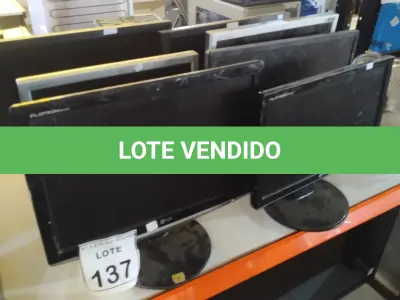 LOTE 137 - 07 MONITORES LCD DE MARCAS E MODELOS DIVERSOS. (NO ESTADO) ATENÇÃO! FAZER A VISITAÇÃO ANTES DE ARREMATAR, NÃO SABEMOS SE FUNCIONA. LEILÃO NÃO TEM GARANTIA E NEM DEVOLUÇÃO, SUJEITO A POSSÍVEIS AVARIAS VISÍVEIS/OCULTAS E/OU AUSÊNCIA DE COMPONENTES.