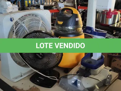 LOTE 223 - 02 ASPIRADORES DE PÓ E 02 VENTILADORES. (NO ESTADO) ATENÇÃO! FAZER A VISITAÇÃO ANTES DE ARREMATAR, NÃO SABEMOS SE FUNCIONA. LEILÃO NÃO TEM GARANTIA E NEM DEVOLUÇÃO, SUJEITO A POSSÍVEIS AVARIAS VISÍVEIS/OCULTAS E/OU AUSÊNCIA DE COMPONENTES.