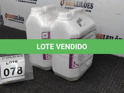LOTE 078 - 02 REMOVEDORES DE CERA E ACABAMENTOS COM 5L CADA. (NO ESTADO) ATENÇÃO! FAZER A VISITAÇÃO ANTES DE ARREMATAR, NÃO SABEMOS SE FUNCIONA. LEILÃO NÃO TEM GARANTIA E NEM DEVOLUÇÃO, SUJEITO A POSSÍVEIS AVARIAS VISÍVEIS/OCULTAS E/OU AUSÊNCIA DE COMPONENTES.