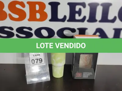 LOTE 079 - 01 COPO TÉRMICO STANLEY DE 1200ML NA COR VERDE. (NO ESTADO) ATENÇÃO! FAZER A VISITAÇÃO ANTES DE ARREMATAR, NÃO SABEMOS SE FUNCIONA. LEILÃO NÃO TEM GARANTIA E NEM DEVOLUÇÃO, SUJEITO A POSSÍVEIS AVARIAS VISÍVEIS/OCULTAS E/OU AUSÊNCIA DE COMPONENTES.