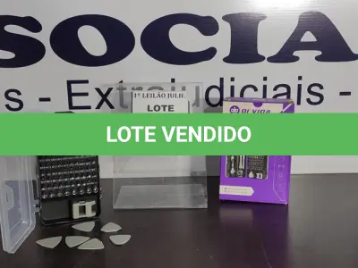 LOTE 025 - 01 CONJUNTO DE CHAVES DE FENDA MULTIFUNCIONAL.  (NO ESTADO) ATENÇÃO! FAZER A VISITAÇÃO ANTES DE ARREMATAR, NÃO SABEMOS SE FUNCIONA. LEILÃO NÃO TEM GARANTIA E NEM DEVOLUÇÃO, SUJEITO A POSSÍVEIS AVARIAS VISÍVEIS/OCULTAS E/OU AUSÊNCIA DE COMPONENTES.